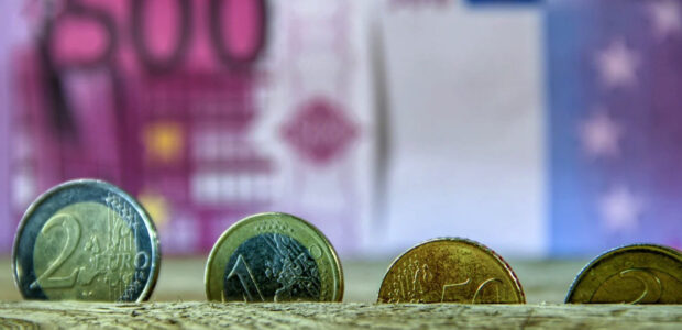 EZB / Hyperinflation / Euro / Quelle: Pixabay, lizenzfreie Bilder,. open library: guvo59; https://pixabay.com/de/photos/euro-geld-m%c3%bcnzen-scheine-finanzen-5300442/