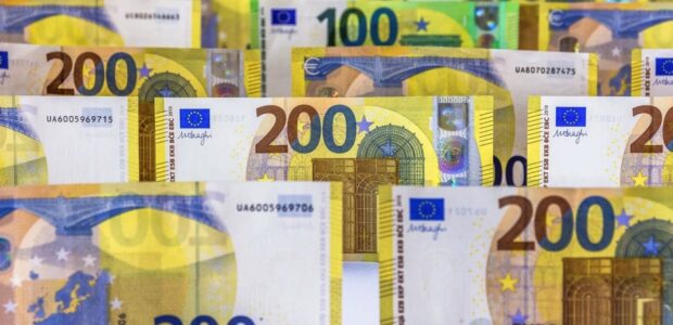Inflation / Quelle: Pixabay, lizenzfreie Bilder, open library: fotoblend; https://pixabay.com/de/photos/banknoten-w%c3%a4hrung-inflation-euro-6856420/