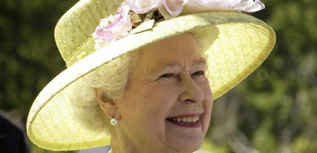 Queen Elizabeth II. / Quelle: Pixabay, lizenzfreie Bilder, open library: Wikilmages; https://pixabay.com/de/photos/k%c3%b6nigin-england-elizabeth-ii-63006/